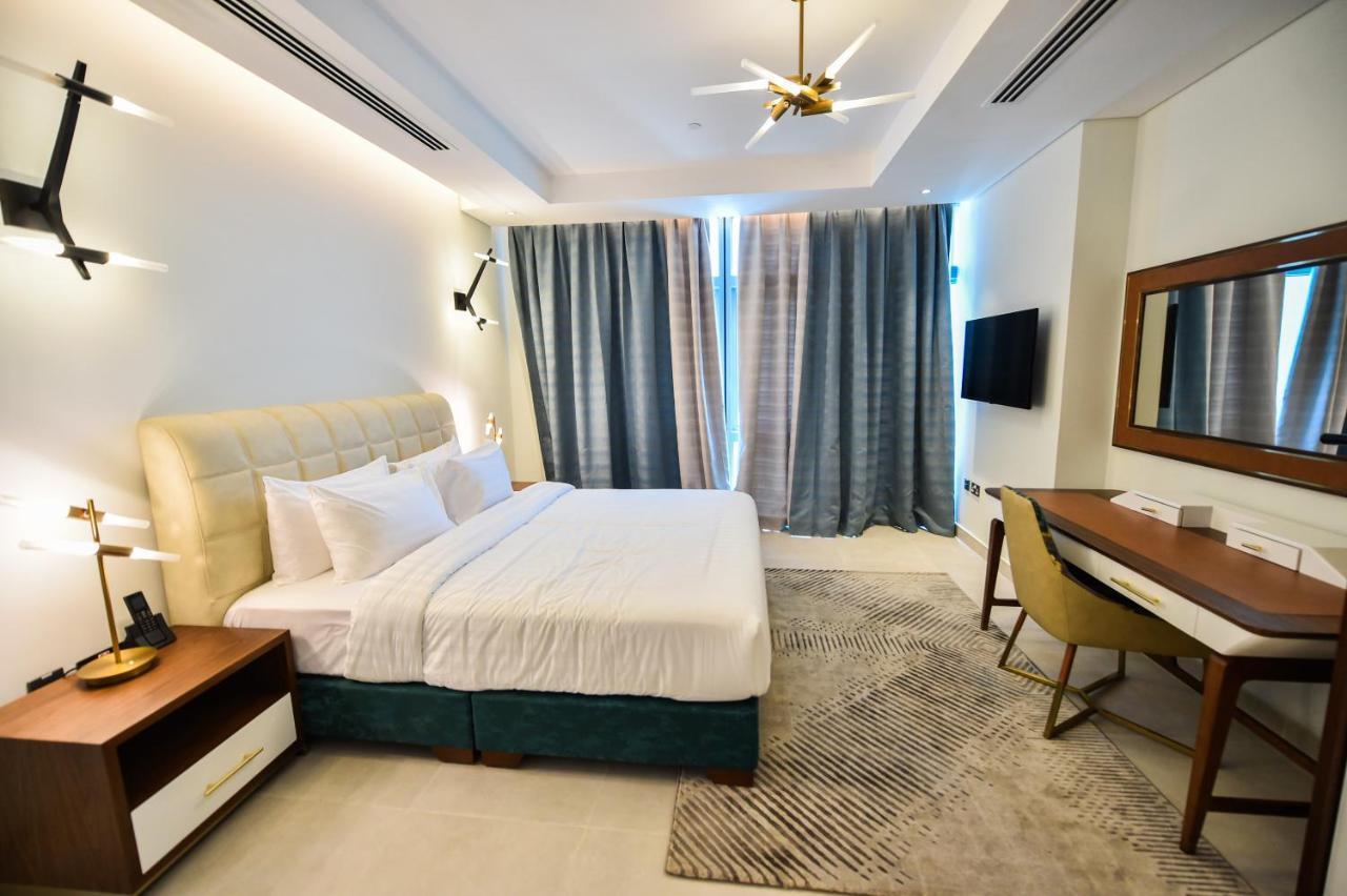 Waterfront Hotel Apartment Lusail Exterior foto A bedroom at the hotel